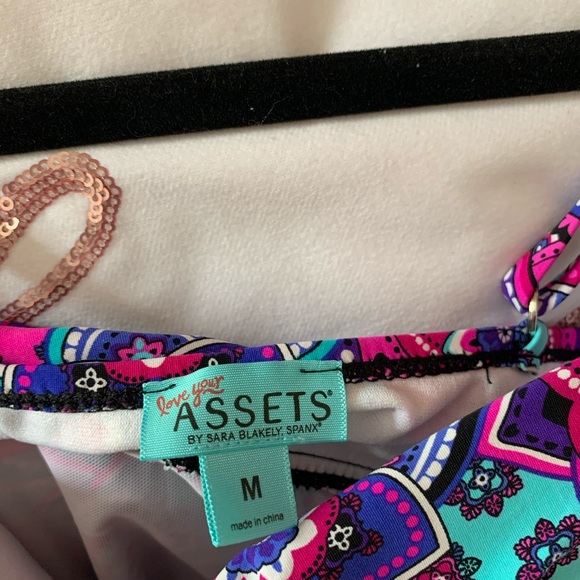 Assets by Sara Blakely Spanx Floral One Piece - Picture 4 of 4